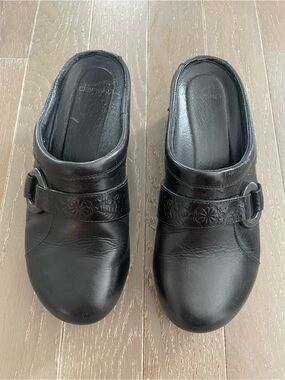 Dansko Black Leather Clogs | Size 39 | GUC